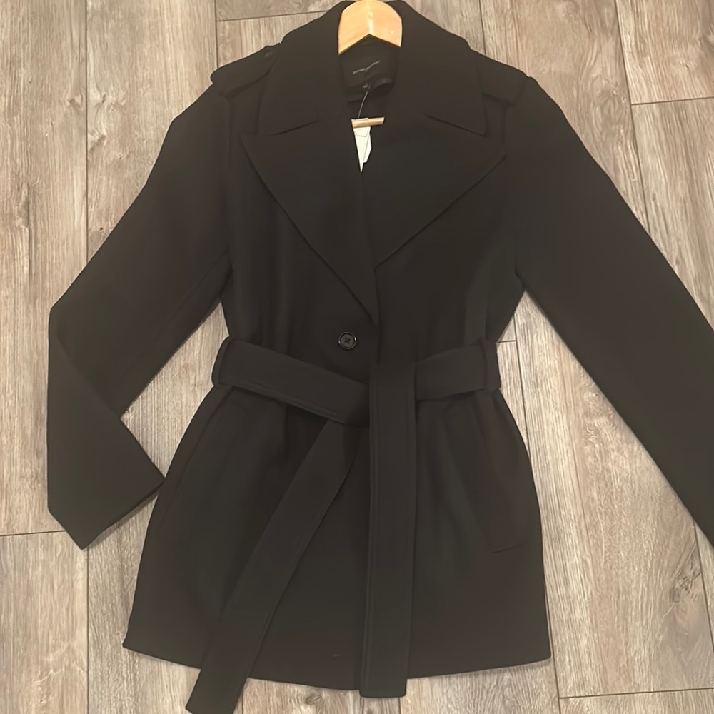 Exaggerated Collar Coat with Long Sleeves, button closure and tie at waist